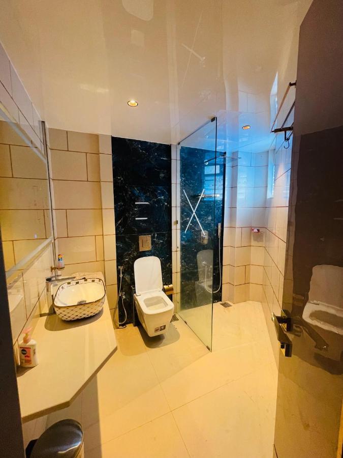 Home2 Renaissance Club 孟买 外观 照片