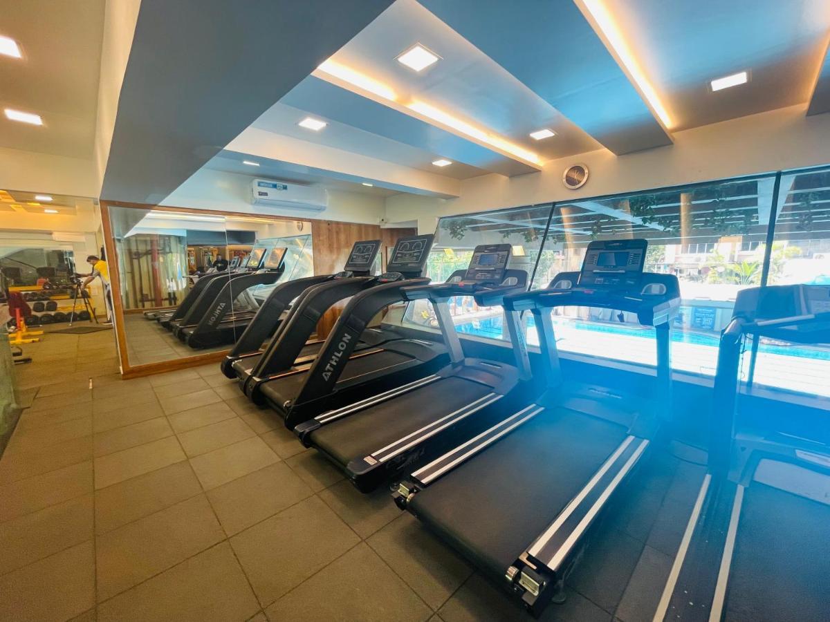 Home2 Renaissance Club 孟买 外观 照片