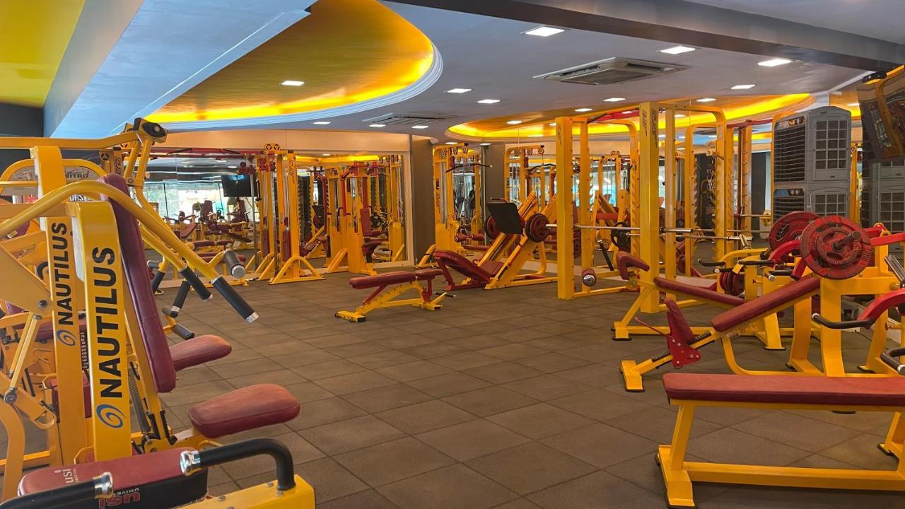Home2 Renaissance Club 孟买 外观 照片