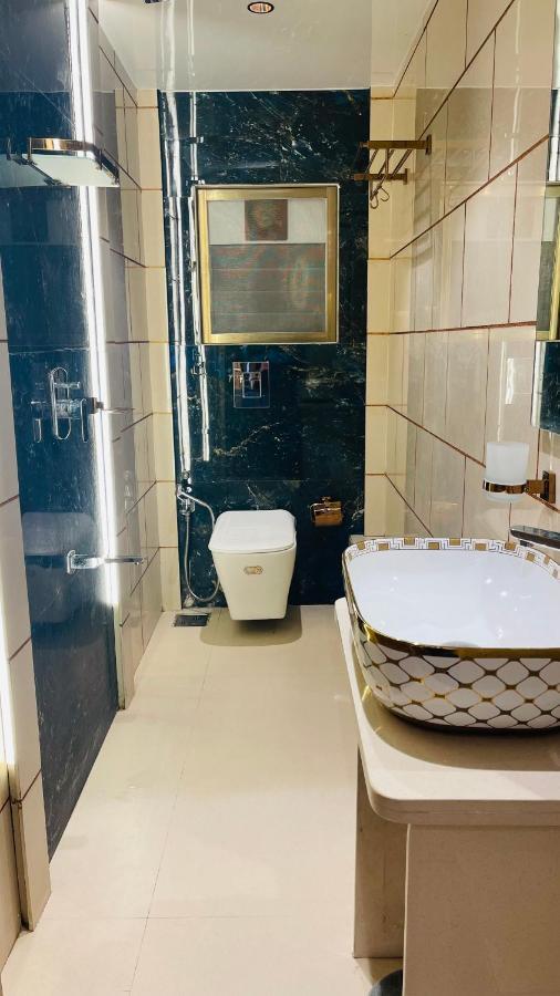 Home2 Renaissance Club 孟买 外观 照片