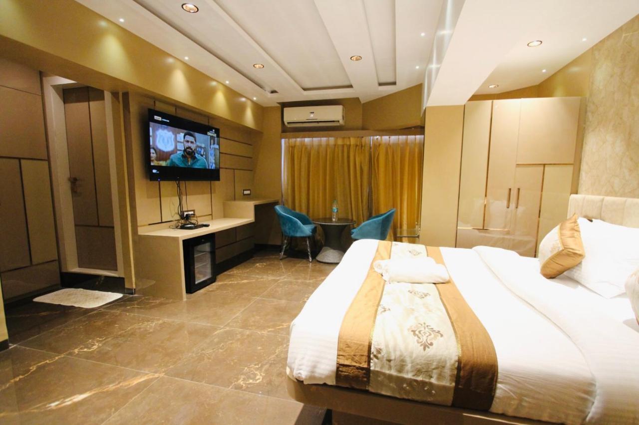 Home2 Renaissance Club 孟买 外观 照片