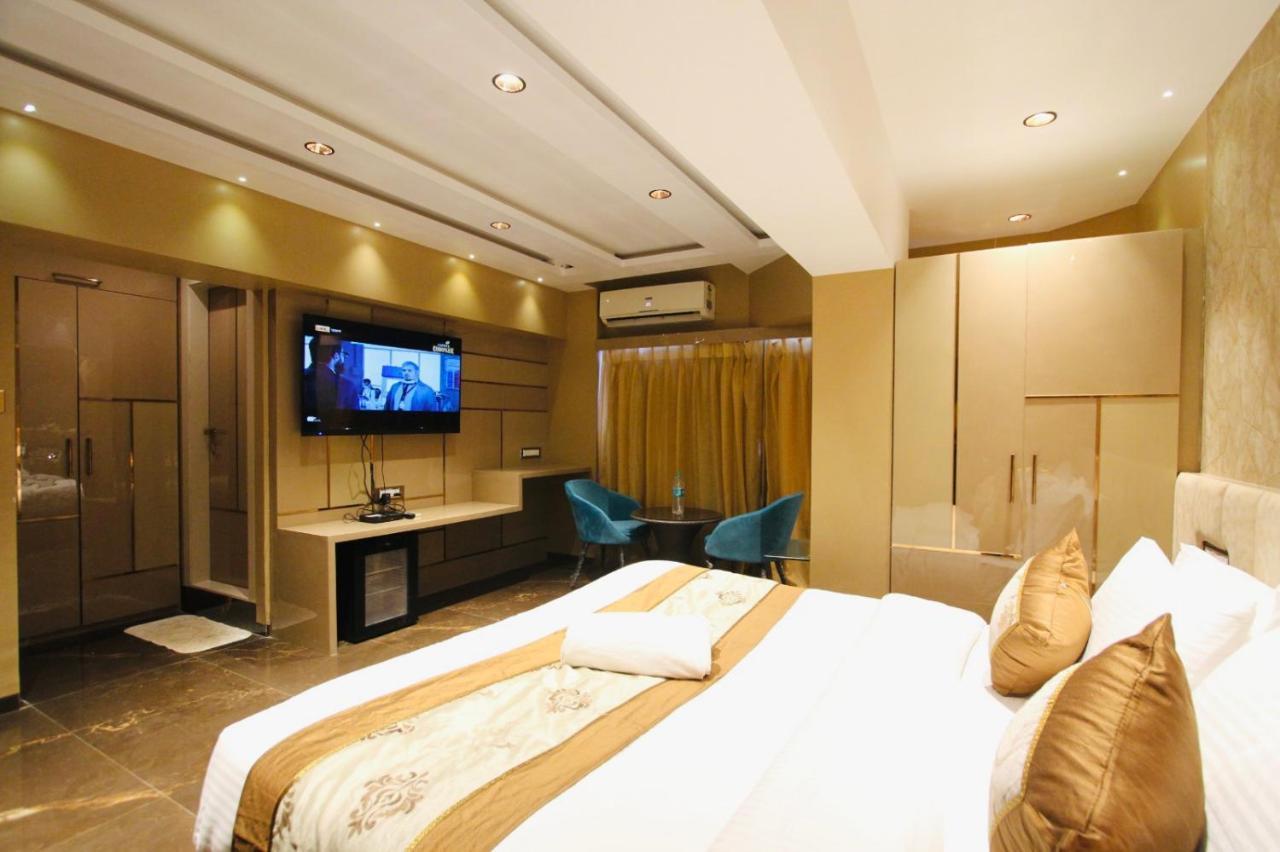 Home2 Renaissance Club 孟买 外观 照片